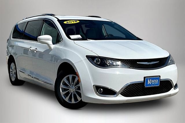2018 Chrysler Pacifica Touring L in White — front three-quarter view