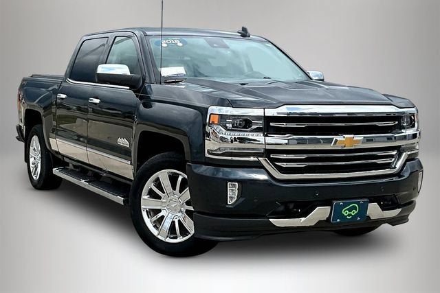 2018 Chevrolet Silverado 1500 High Country in Graphite Metallic — front three-quarter view