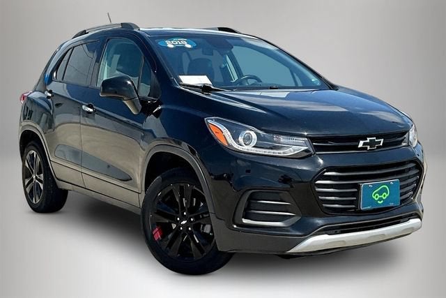 2019 Chevrolet Trax LT in Mosaic Black Metallic — front three-quarter view