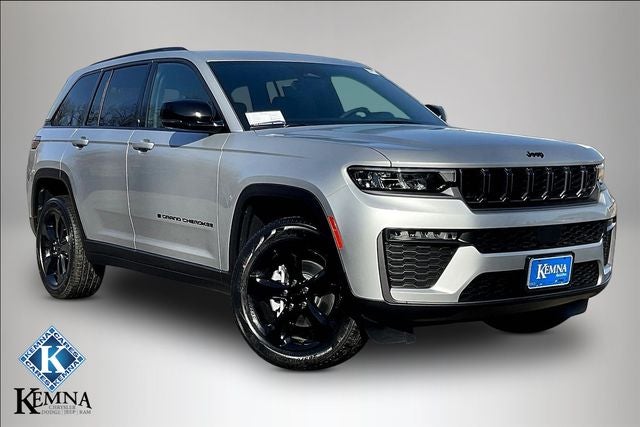 2026 Jeep Grand Cherokee GRAND CHEROKEE LIMITED 4X4 in Silver Zynith Exterior Paint — front three-quarter view