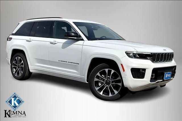 2025 Jeep Grand Cherokee GRAND CHEROKEE OVERLAND 4X4 in Bright White Clear-Coat Exterior Paint — front three-quarter view